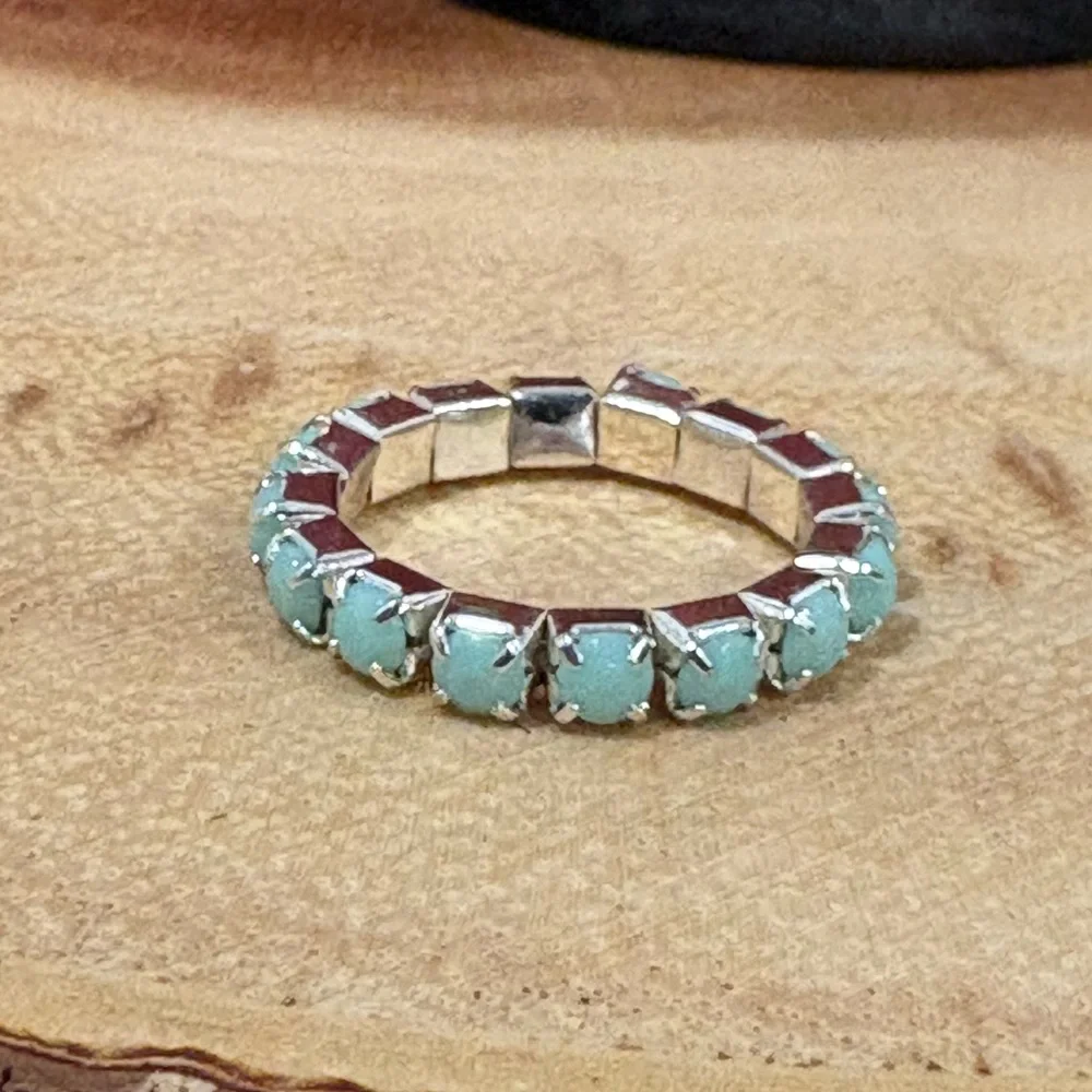 Elegant Turquoise Stone Ring